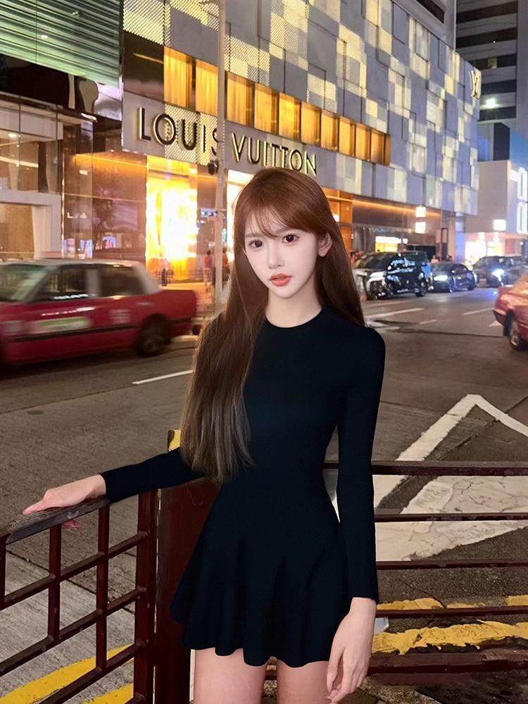 黑色轻奢小众清冷感修身收腰连衣裙新款精致名媛千金辣妹长袖短裙,淘宝优惠券,粉丝福利购,淘宝优惠卷