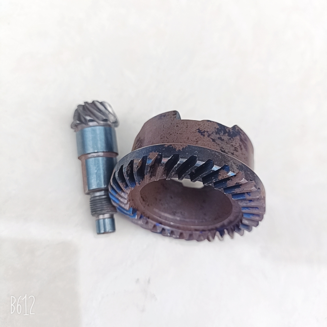 原装京铁5830B TNT6830B 桑美0830B电锤转子 定子碳开关齿轮配件 - 图1