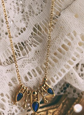 三坠权杖石榴色轻奢小众项链