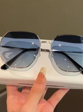 夏季新款多边形渐蓝色太阳镜男女开车防紫外线墨镜偏光圆脸圆形