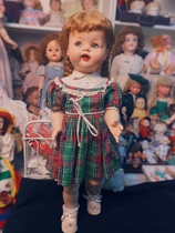 The Antique Doll Susie Dolls