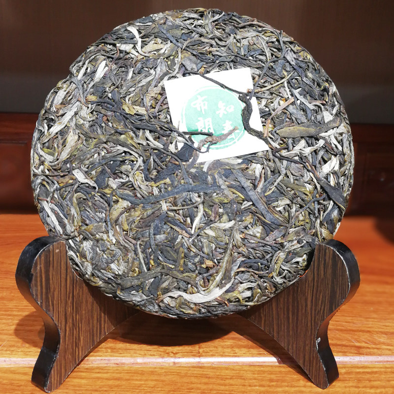 云南普洱茶西双版纳生早春生普茶土特产小吃品质潽洱生茶