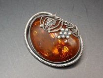 ART DECO Period hands as pure silver inlaid with large amber brooch pendant II used ice ice antique old jewels