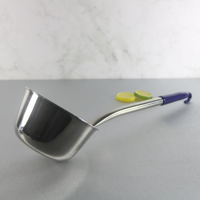 不锈钢长柄水勺水瓢打汤勺水舀水壳厨房有刻度水勺家用带钩柄水瓢 - 图1