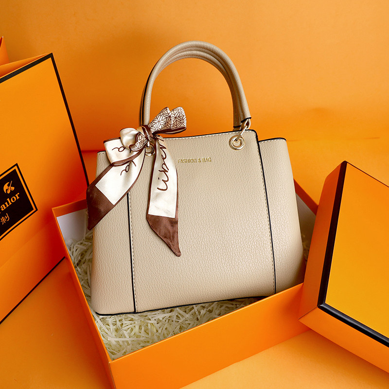 手提包女2025新款休闲中年女包妈妈包大容量单肩斜挎包通勤大包,淘宝优惠券,粉丝福利购,淘宝优惠卷