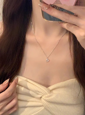 925纯银白玉髓吊坠项链女轻奢小众设计感2025新款锁骨链生日礼物