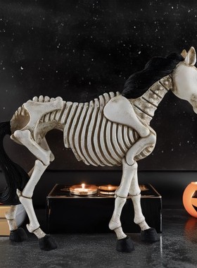 跨境新品仿真恐怖骨架骷髅马万圣节树脂摆件节日桌面创意装饰礼品