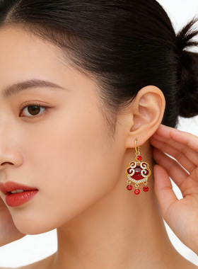 新中式红色长命锁流苏耳环女款古风小众设计轻奢高级感锁骨链颈链