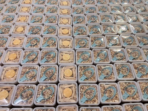 800 г бочковой смеси из чистого мяса для домашних животных, сублимированной курицы, утки, говядины, лосося, снеков для кошек и собак