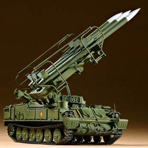 小号手拼装军事模型00361 仿真1/35萨姆SAM-6 防空坦克导弹发射车 - 图1