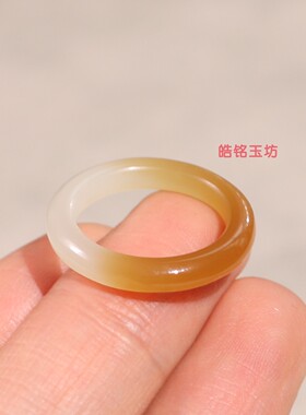 和田玉且末糖14号平安戒带鉴定