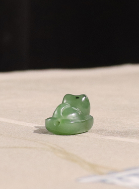 和田碧玉趴趴猫通孔招财手串配饰