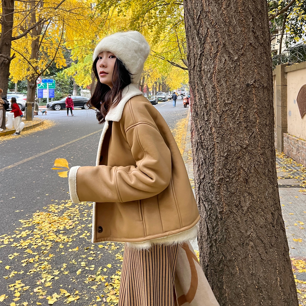 皮毛一体外套秋冬季软糯羊羔毛绒皮衣女加绒加厚机车服皮夹克冬装