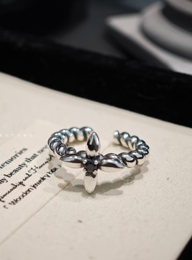 不同银匠 原创设计925纯银复古欧美十字架四叶草戒指黑色锆石水钻