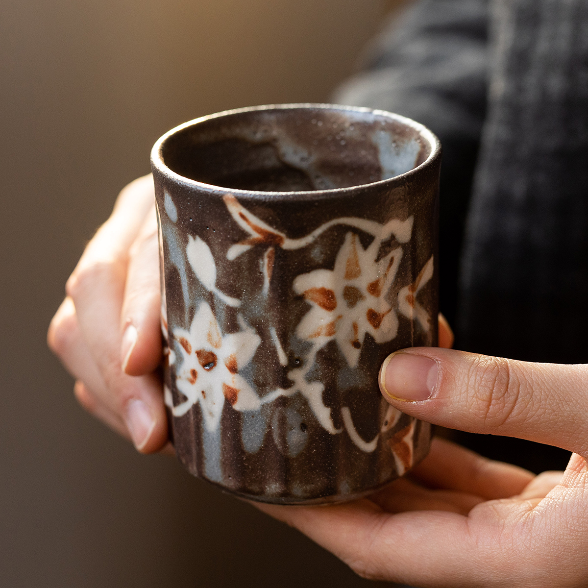 日本进口志野烧手绘芦苇粗陶茶杯日式清酒杯复古茶具品茗杯主人杯 - 图0