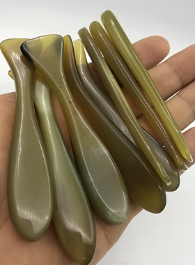 8-9厘米黄牛角小刮脸面部美容
