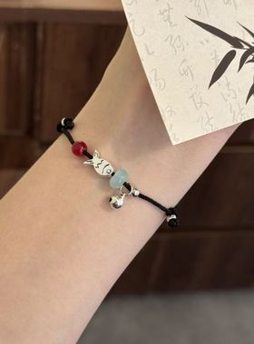 卡卡KA 民族风藏式纯手工编织蓝红撞色小鱼铃铛手链手绳 丽江旅游