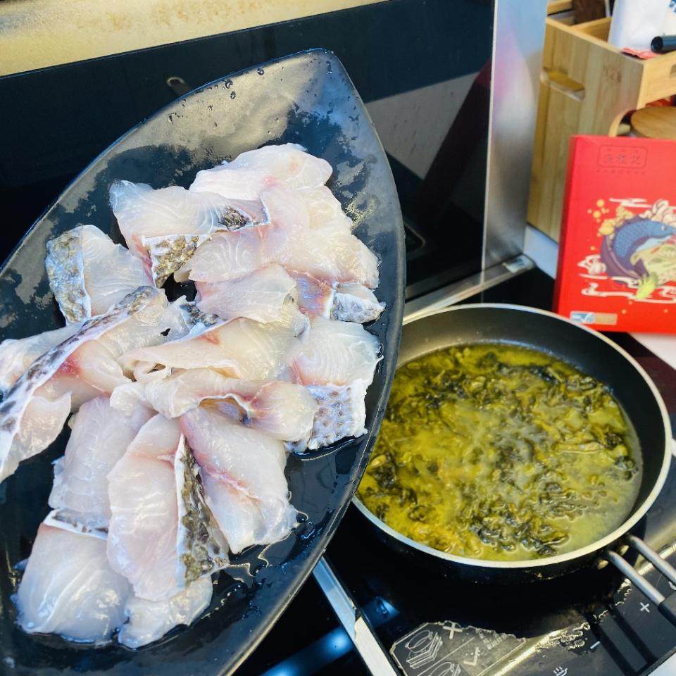 渔礼记酸菜鱼老坛酸菜懒人火锅生罗非鱼片带料包方便速食正宗,淘宝优惠券,粉丝福利购,淘宝优惠卷