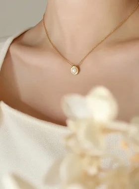 钛钢日韩锁骨项链不过敏珍珠贝壳小众饰品时尚设计感镀18K金精致