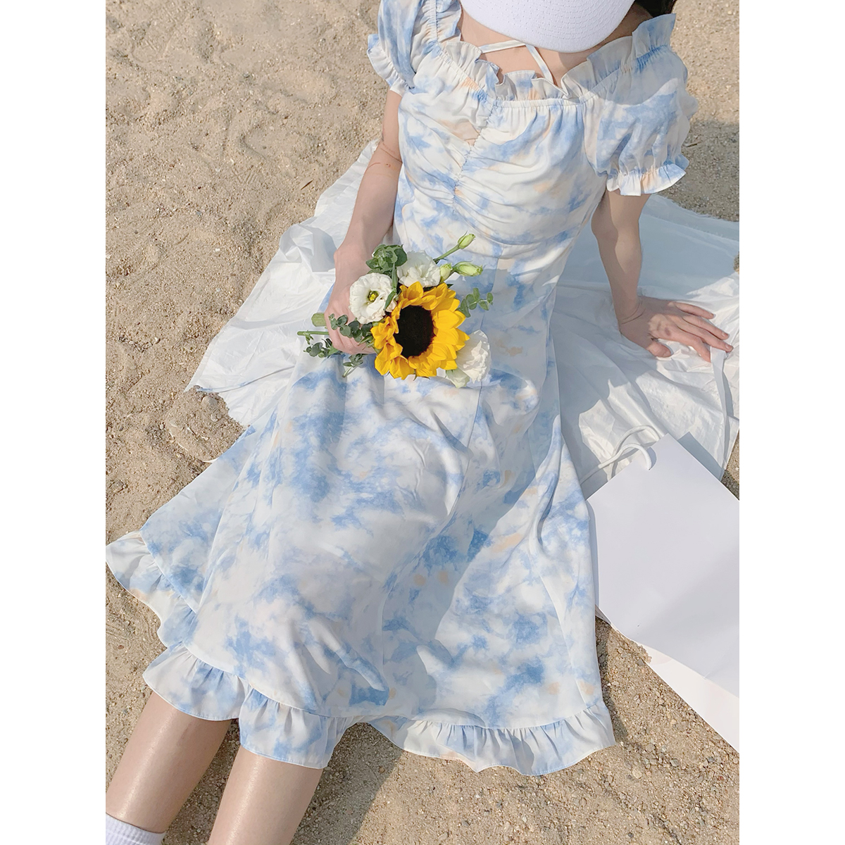 夏季新款碎花连衣裙短款吊带裙子 纯欲扎染裙女高腰 松本丧丧 2021 夏季新款碎花连衣裙短款吊带裙子 纯欲扎染裙女高腰 松本丧丧 2021