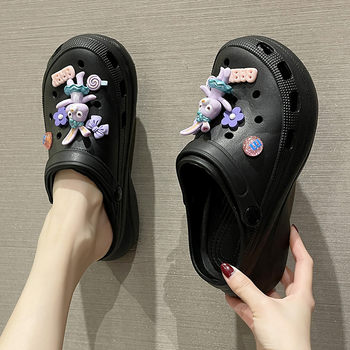 ສະເຫຼີມສະຫຼອງອິນເຕີເນັດຕ້ານການເລື່ອນງາມຮູບກາຕູນ Dai exposed hole shoes DIY heightening Baotou ນັກສຶກສາເກີບແຕະຫນາ soled ສໍາລັບແມ່ຍິງ summer ອ່ອນລຸ່ມ