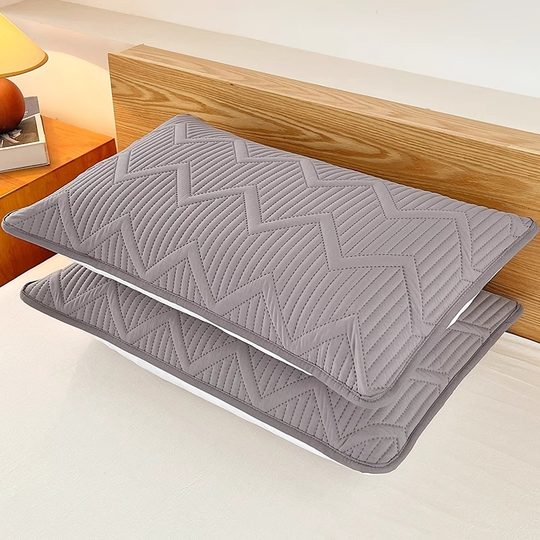 Waterproof dirt-proof pillowcase