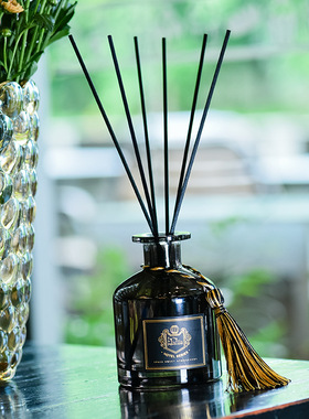 家居无火香薰空气清新剂香氛卧室卫生间香薰精油芳香香水摆件50ml