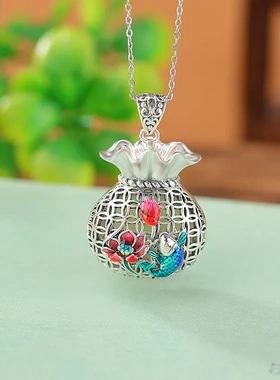 缘绘凤仪 S925纯银和田玉晴水玉复古珐琅鲤鱼莲花钱币福袋银挂坠