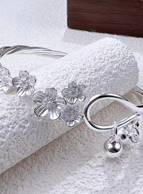 9999纯银梅花铃铛手镯女