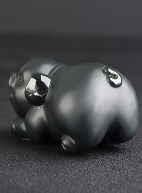 新疆天然和田玉黑塔青猪手把件