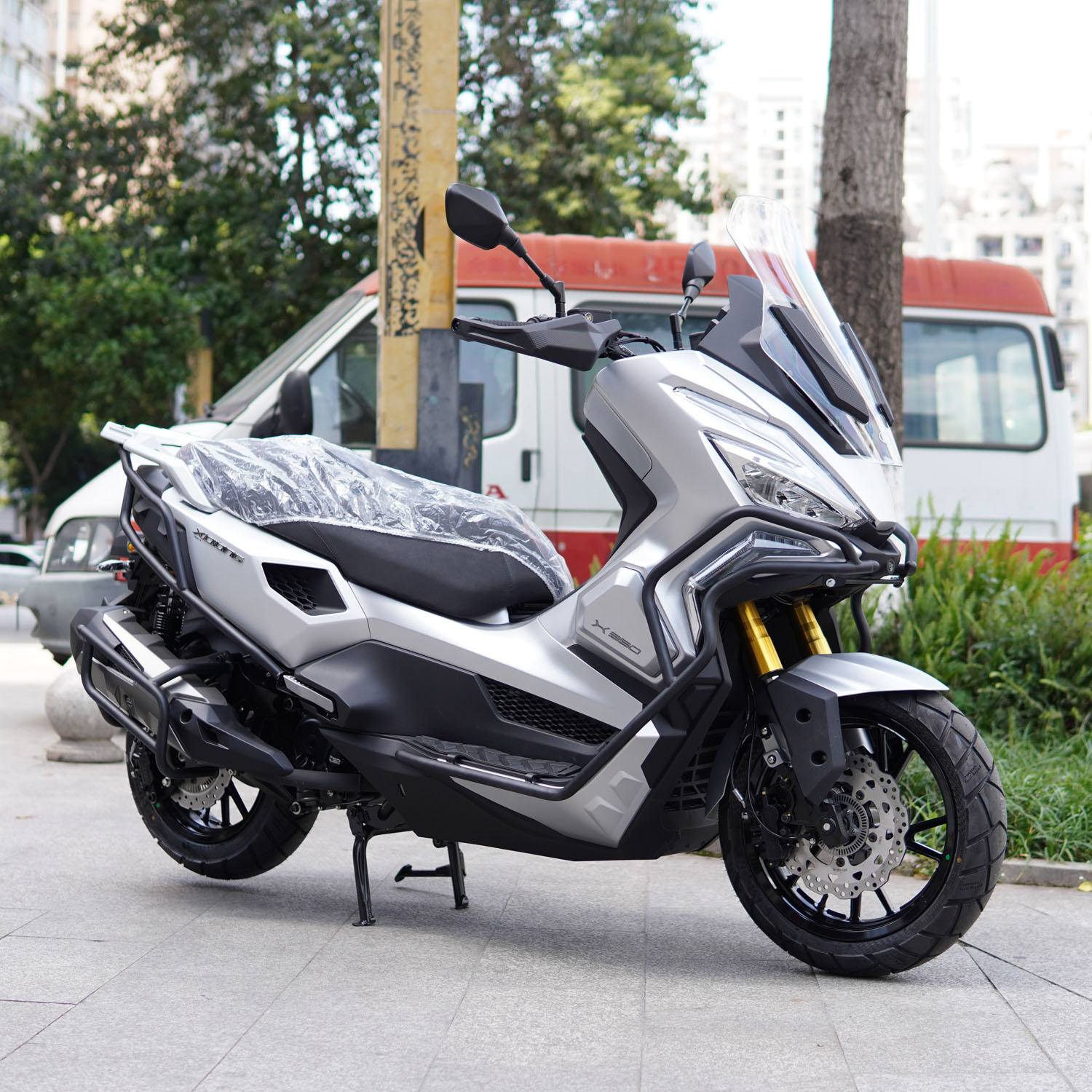 适用光阳赛艇X350前后护杠改装CK300T-16保险杠防摔防撞排气护杠 - 图2