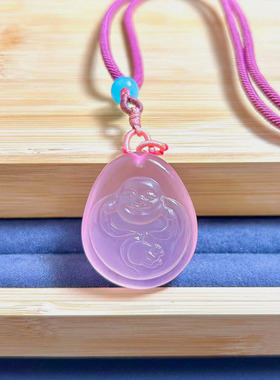 天然润体粉晶吊坠莫桑比克水晶佛公雕刻项坠毛衣项坠净体爱情水晶