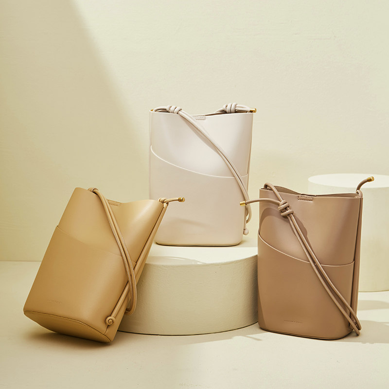 夏季小清新2020新款潮大容量水桶包 哈妃猫女士包袋