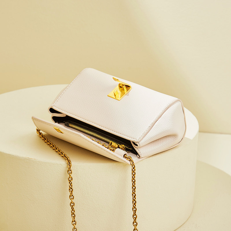 夏天2020新款潮百搭质感感链条小包 哈妃猫女士包袋