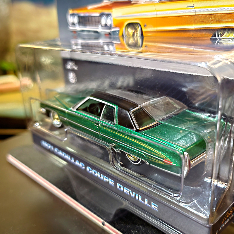 绿光 1:64 1971 Cadillac凯迪拉克两门帝威绿色和金色 63060E-图2