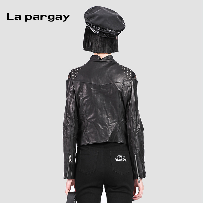 Lapargay纳帕佳2023秋冬新款女式黑色短款长袖皮衣外套设计感上衣