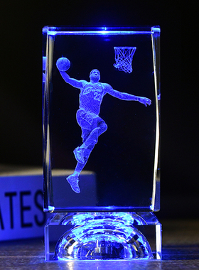 nba科比詹姆斯哈登送男友摆件