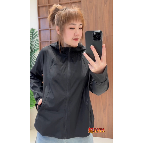 妃儿红5971夏季新款欧货透气遮阳显瘦连帽防晒衣加大码女装薄外套 - 图0