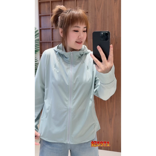 妃儿红5971夏季新款欧货透气遮阳显瘦连帽防晒衣加大码女装薄外套 - 图2