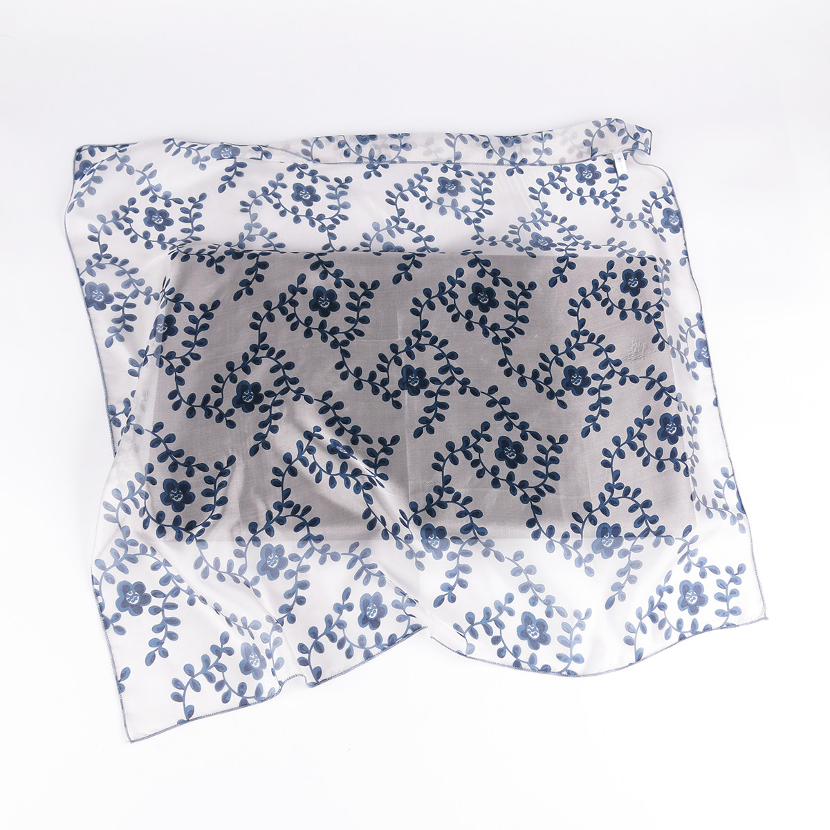 【微瑕】小方巾丝巾新款2025女系脖薄纱巾碎花100%桑蚕丝真丝围巾,淘宝优惠券,粉丝福利购,淘宝优惠卷