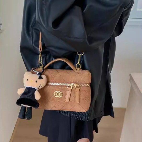 高级感复古磨砂小香风手提饭盒包包女2025新款菱格链条单肩斜挎包,淘宝优惠券,粉丝福利购,淘宝优惠卷