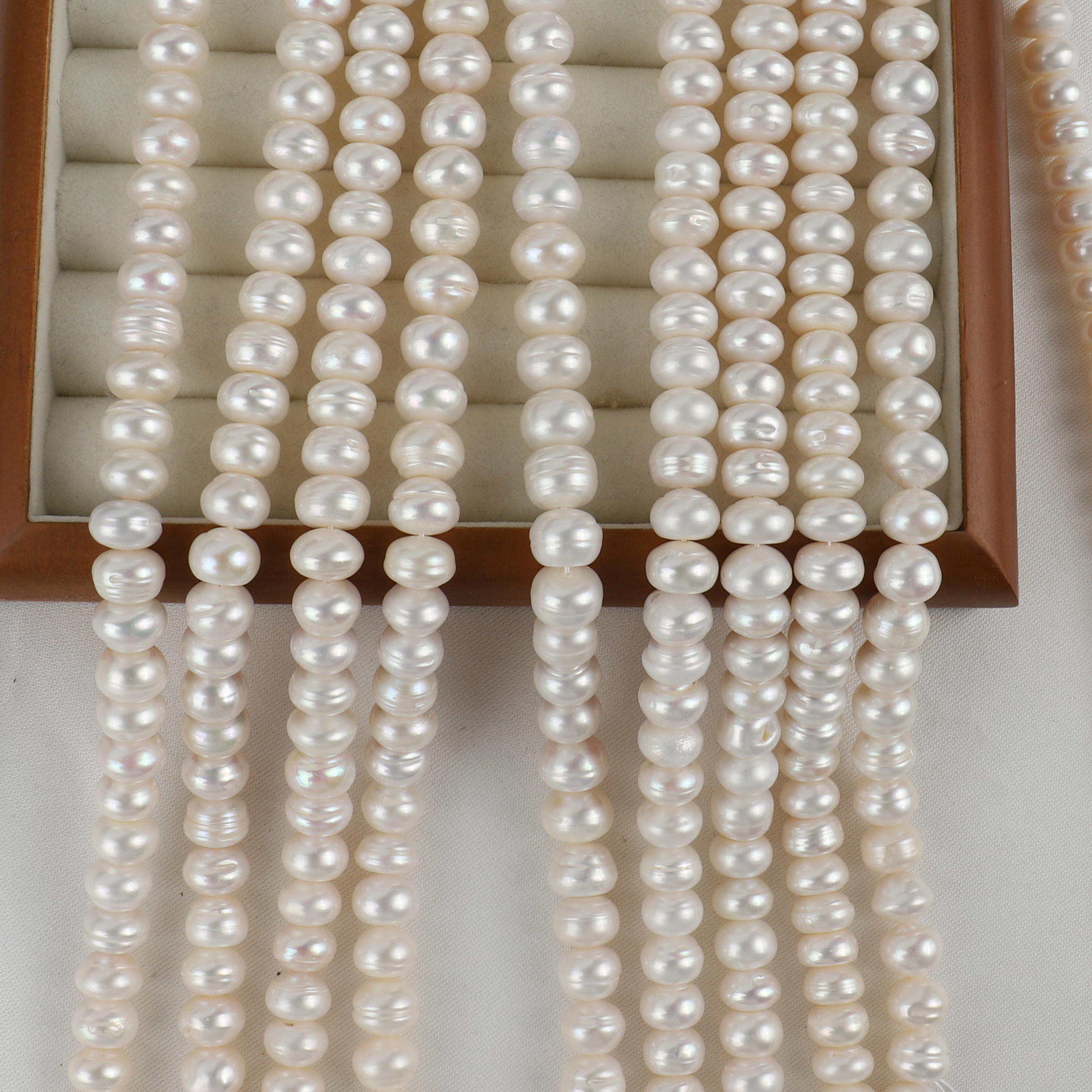 天然淡水珍珠无核大尺寸汉堡螺纹扁珠11-12mm diy半成品项链45颗,淘宝优惠券,粉丝福利购,淘宝优惠卷