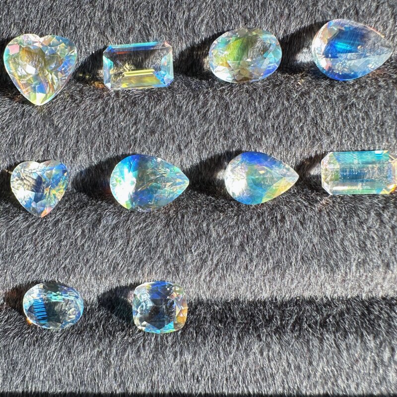 Natural Madagascar Rainbow Moonstone Loose Stone