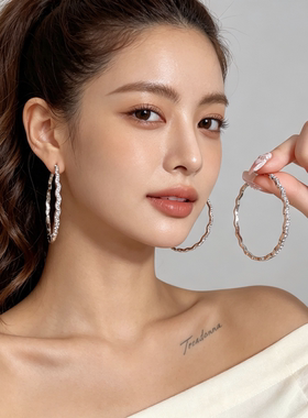 欧美铜女镶钻波浪耳圈圆圈耳环