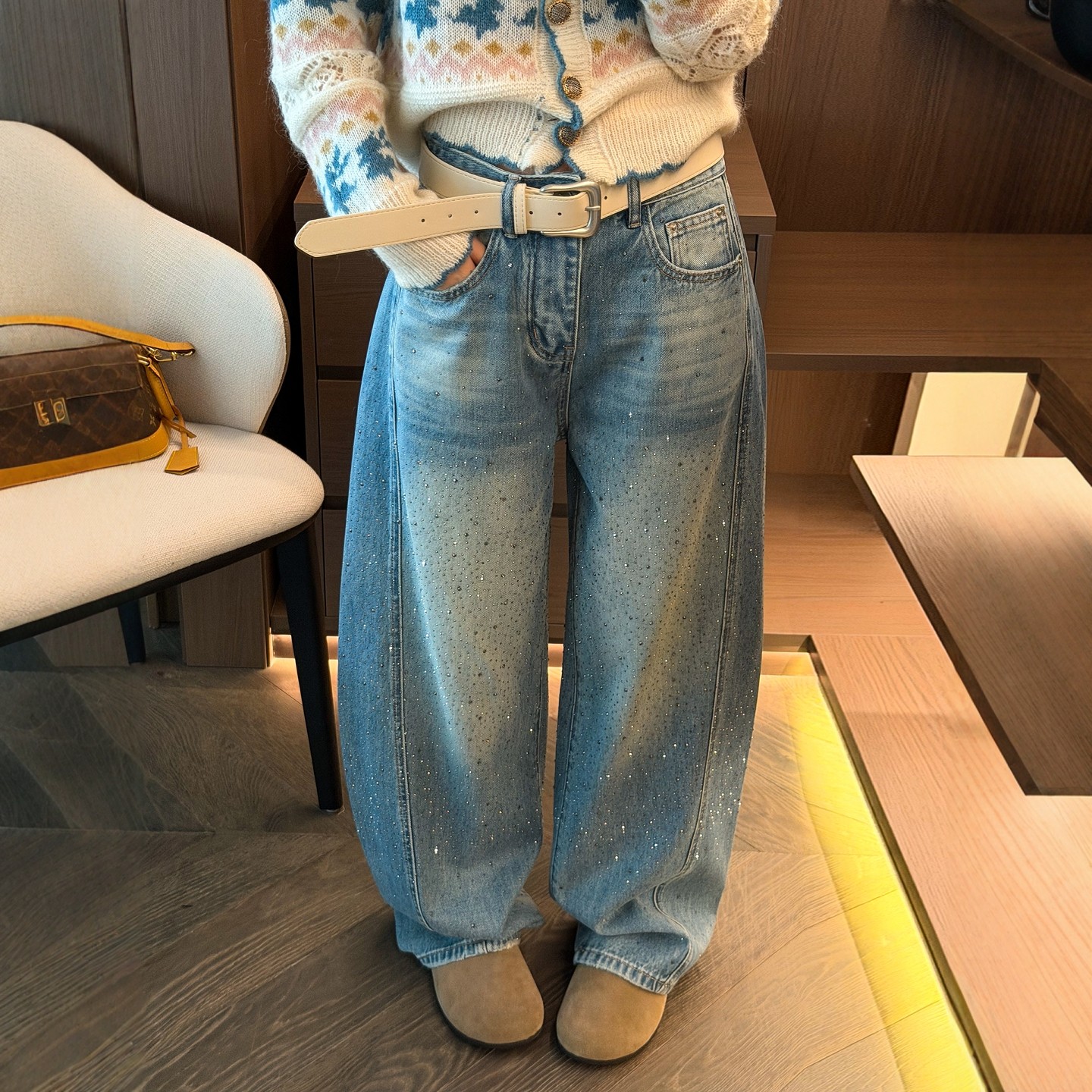 重工烫钻弯刀牛仔裤女欧洲站2025冬装新款欧货女装拖地阔腿裤子潮,淘宝优惠券,粉丝福利购,淘宝优惠卷