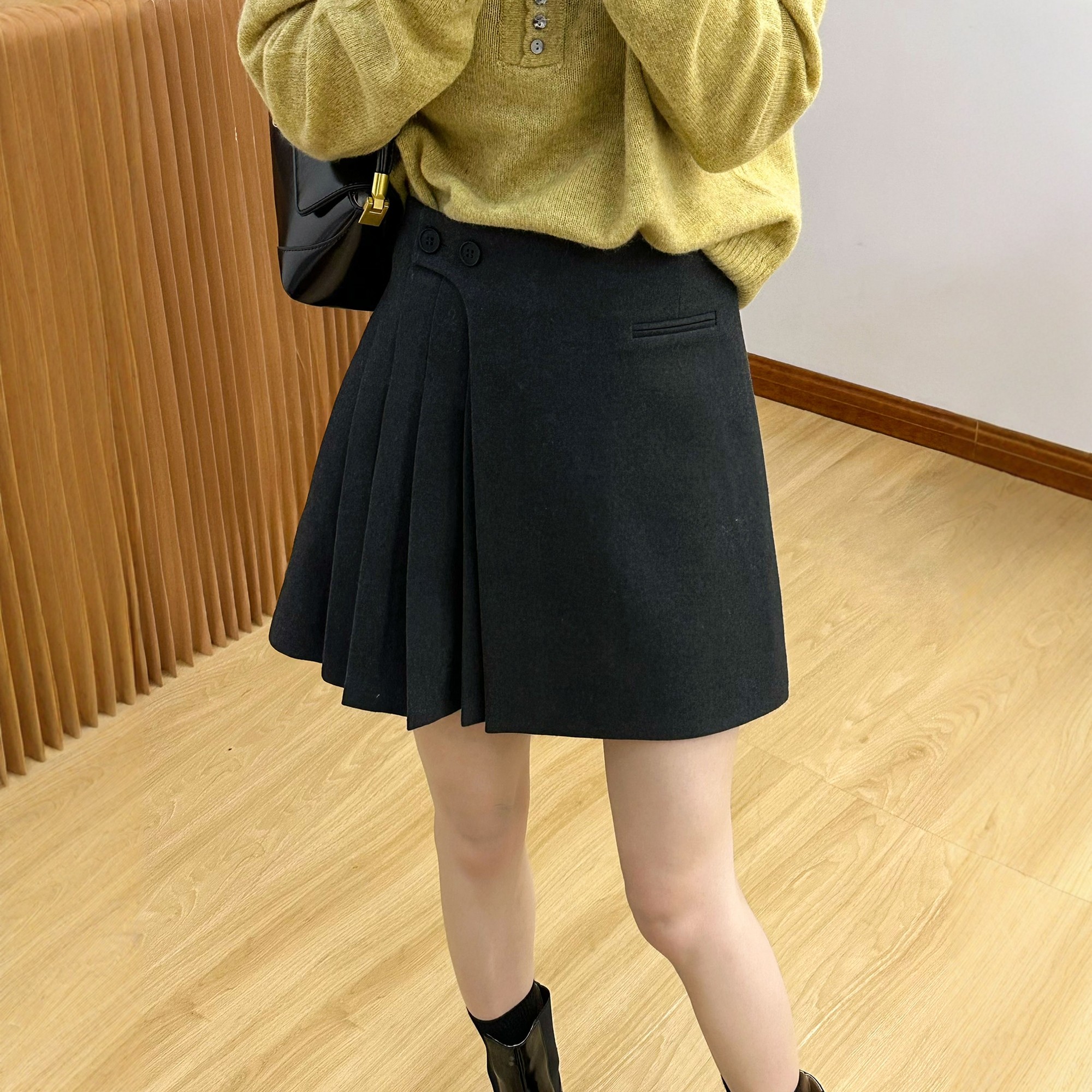 复古百褶羊毛呢半身裙女欧洲站2025冬装新款欧货女装短裙A字裙潮,淘宝优惠券,粉丝福利购,淘宝优惠卷