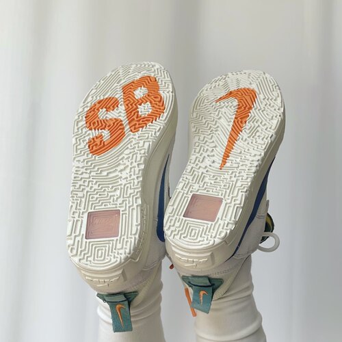 耐克 Nike SB Day One GS 女子大童低帮复古休闲板鞋 HM3720-141 - 图2