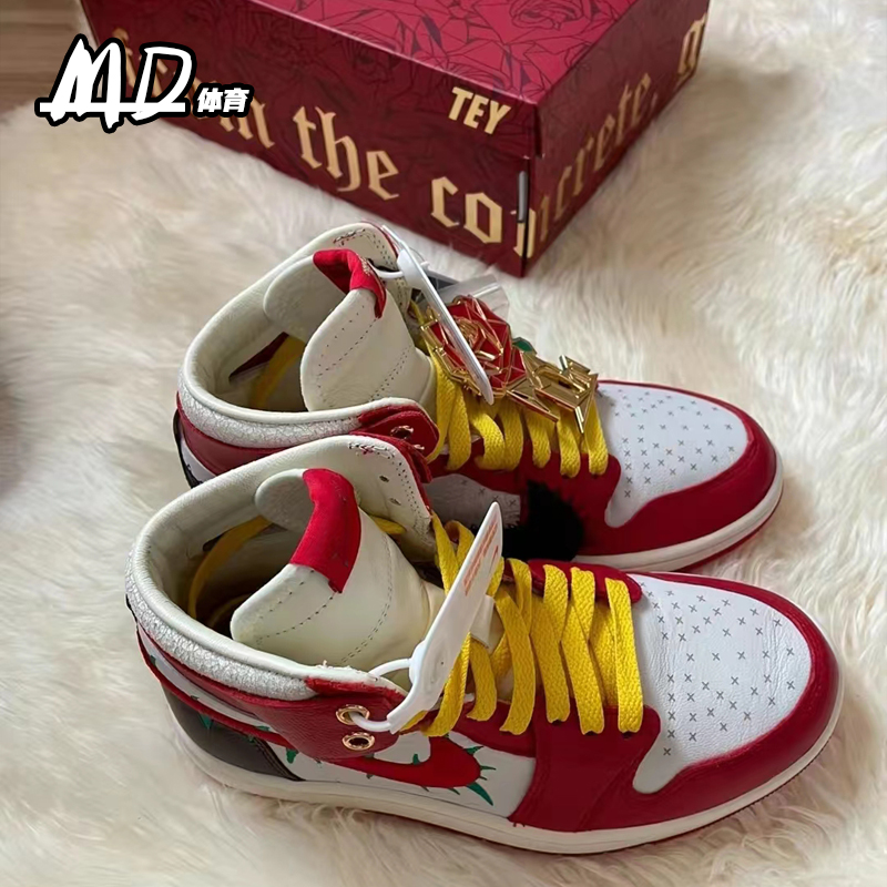 耐克NIKE Air Jordan 1AJ1红黑白女款高帮休闲运动板鞋FJ0604-601