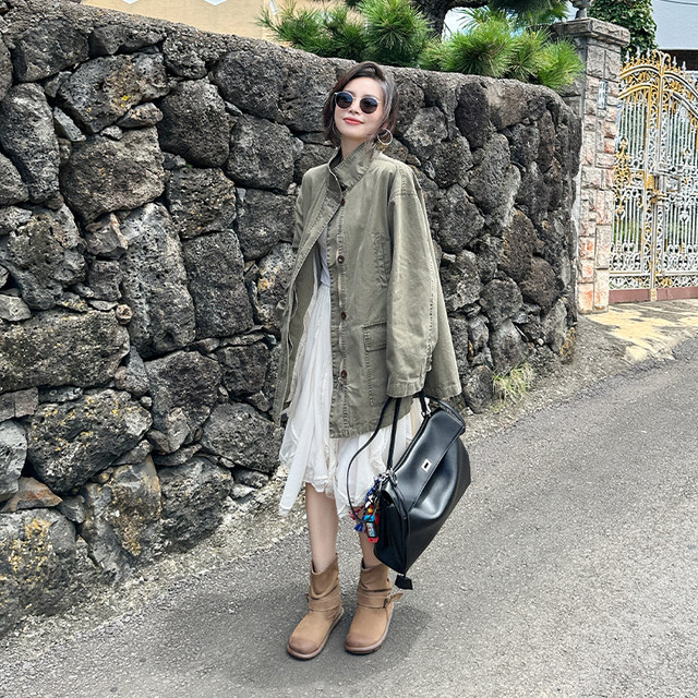 Jin Suyi irregular apricot lace skirt for women 2025 spring and autumn Korean version high waist slim fish tail skirt trendy