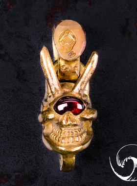 stoplight全金红眼双点骷髅吊坠